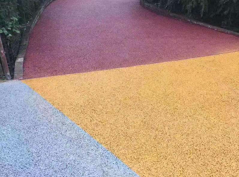 透水地坪人行道路面是如何施工的？